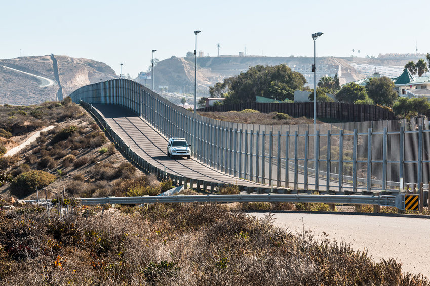 San Diego, California and Tijuana, internationale mexikanische Grenzübergänge